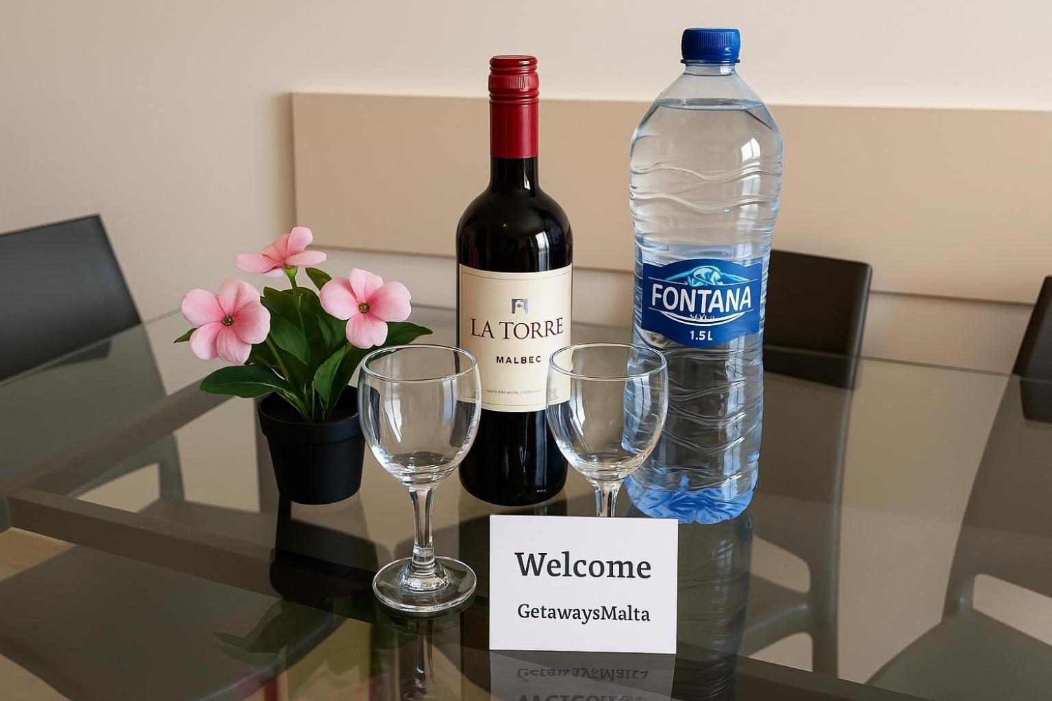 סיינט פול ביי Harbour Lights Seafront 2 Bedroom Apartments With Panoramic Sea Views - By Getawaysmalta מראה חיצוני תמונה